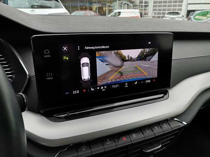 SKODA Octavia Combi 1.5 TSI Clever Matrix*Navi*4xSHZ*