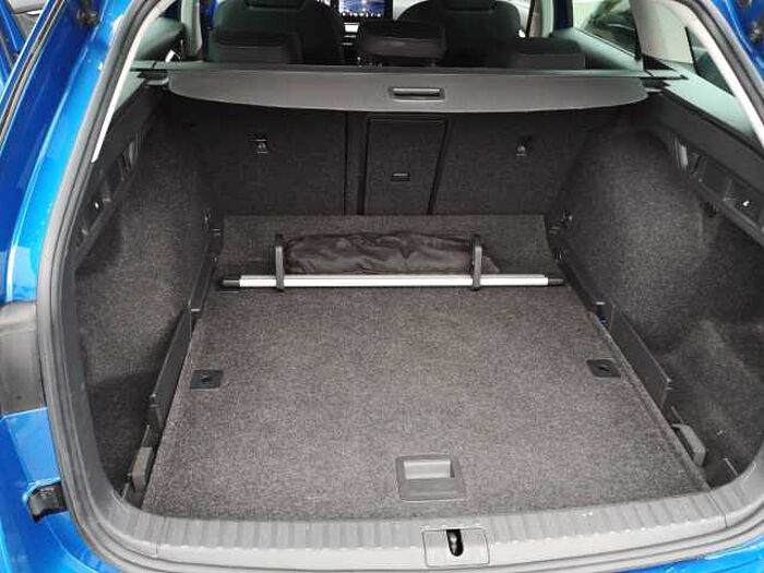 SKODA Octavia Combi 1.5 TSI Clever Matrix*Navi*4xSHZ*