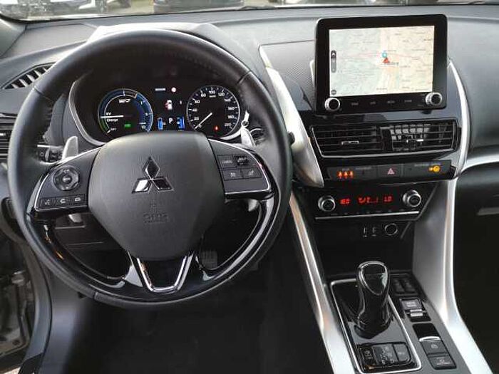 Mitsubishi Eclipse Cross 2.4 PHEV Plus Standhz. 4WD Navi+SHZ