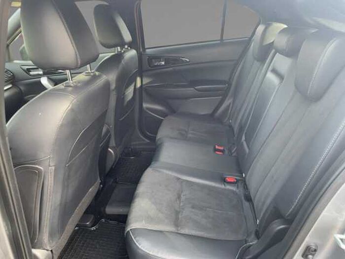 Mitsubishi Eclipse Cross 2.4 PHEV Plus Standhz. 4WD Navi+SHZ