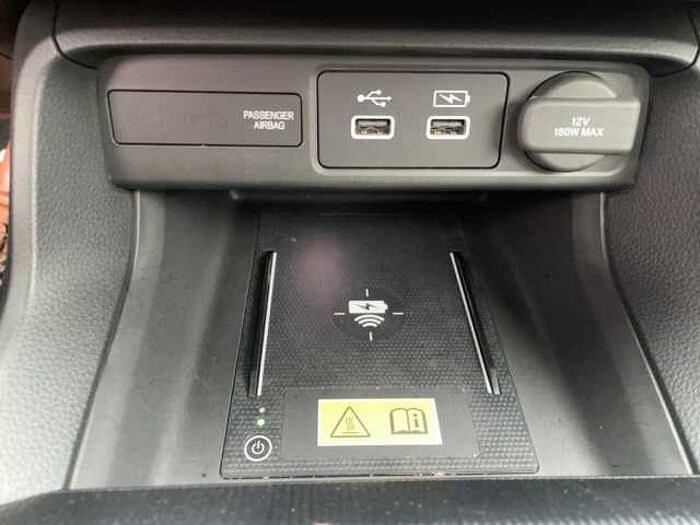 Honda Civic 2.0i e: HEV Advance BOSE* ACC+LED+Navi+Pano