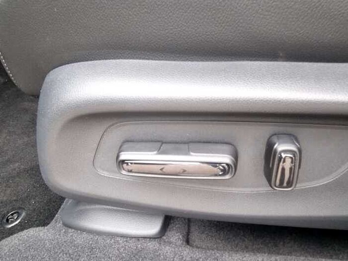 Honda ZR-V 2.0 e: HEV Advance Leder* Bose* Panoramadach