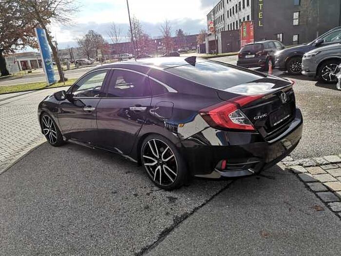 Honda Civic 1.5 VTEC Executive Limousine Navi* Leder*