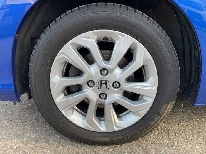 Honda Jazz 1.3 i-VTEC Comfort Navi+SHZ+PDC*