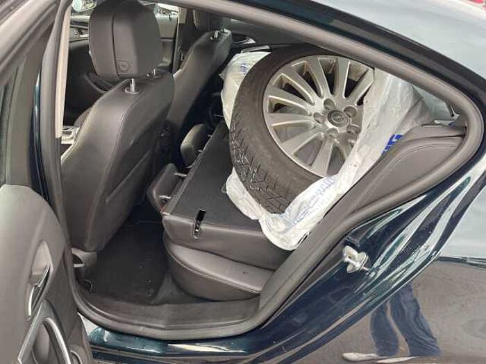 Opel Insignia A 1.6 Turbo ecoFlex Innovation Navi SHZ