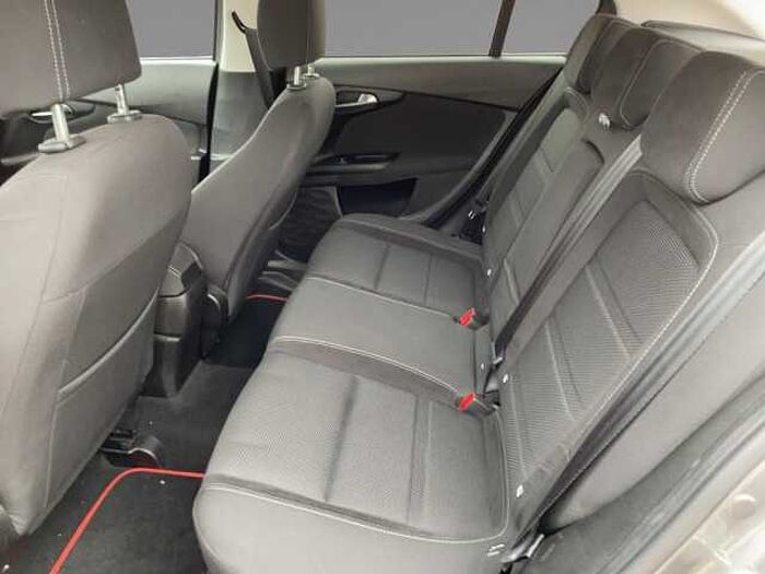 Fiat Tipo Hatchback 1.4 T-Jet Start &Stop Lounge Navi