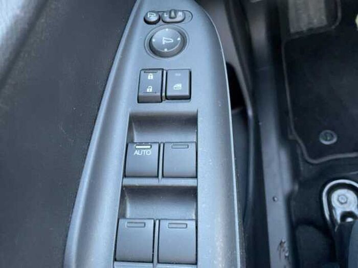 Honda Jazz 1.3 i-VTEC Comfort SHZ+Fernlichtass.+LM+PDC