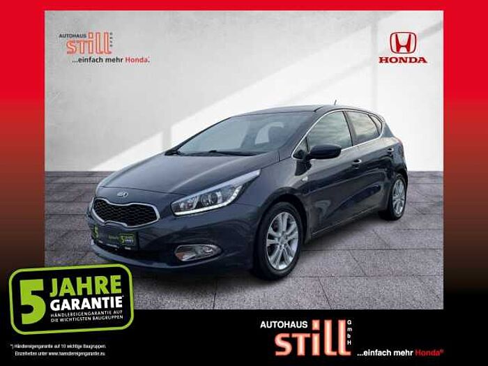 Kia ceed 1.6 FIFA World Cup Edition SHZ+Klimaautom. cee'd