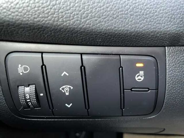 Kia ceed 1.6 FIFA World Cup Edition SHZ+Klimaautom. cee'd