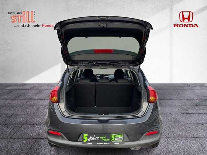 Kia ceed 1.6 FIFA World Cup Edition SHZ+Klimaautom. cee'd