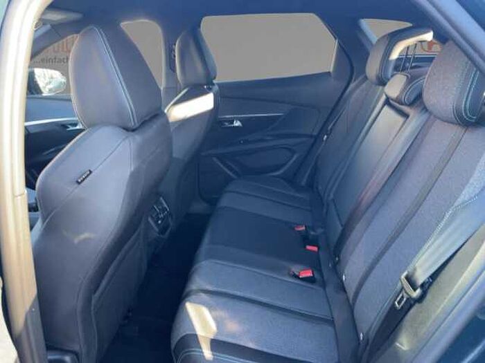 Peugeot 3008 1.2 PureTech 130 Allure Pack LED+Navi+Kam.