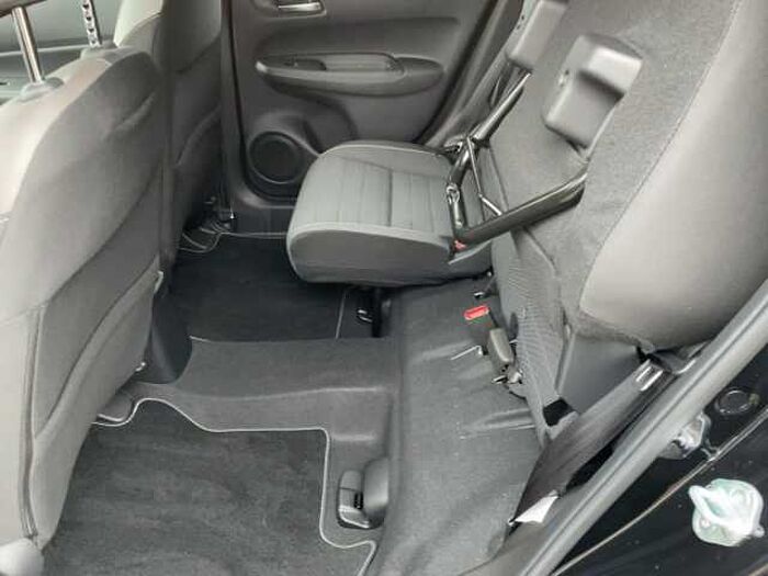 Honda Jazz 1.5 i-MMD Crosstar Advance Colour Paket