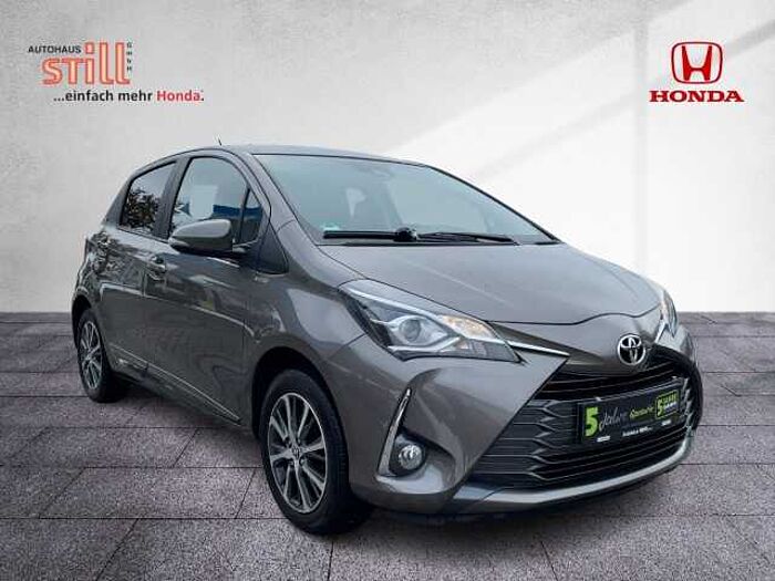 Toyota Yaris 1.5 Y20 Club SHZ+Fernlichtass.+Kamera Y