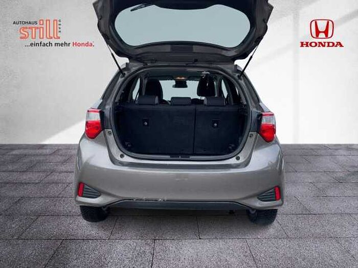 Toyota Yaris 1.5 Y20 Club SHZ+Fernlichtass.+Kamera Y