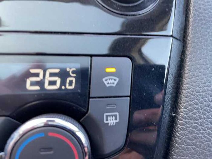 Nissan Qashqai 1.3 DIG-T N-Connecta Navi+Pano+SHZ+360