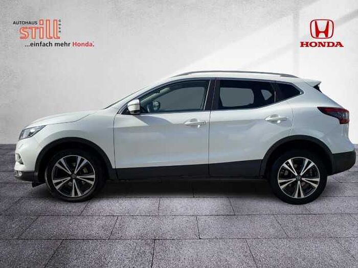 Nissan Qashqai 1.3 DIG-T N-Connecta Navi+Pano+SHZ+360