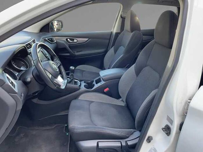Nissan Qashqai 1.3 DIG-T N-Connecta Navi+Pano+SHZ+360