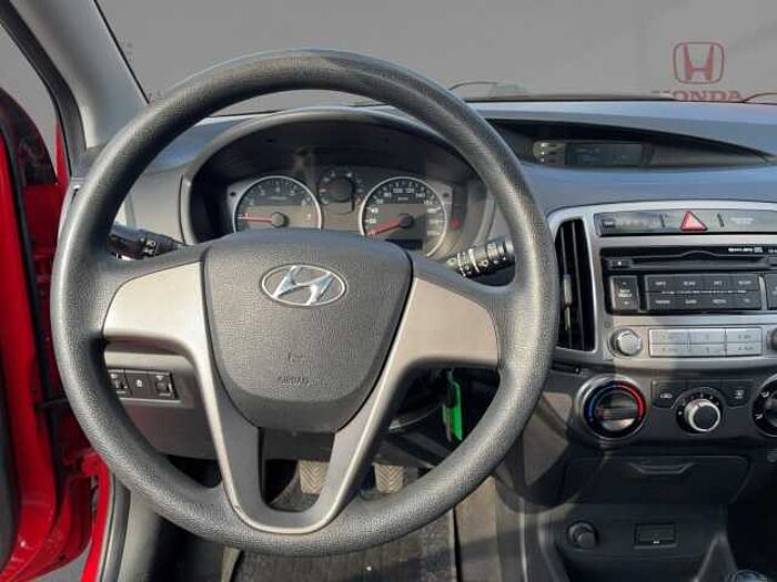 Hyundai i20 1.2 FIFA World Cup Edition TÜV*50.500km* 86PS