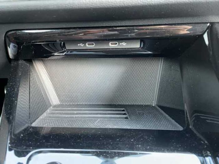 Volkswagen Golf VIII 1.5 TSI R-Line ACC+LED+Klimaautom.