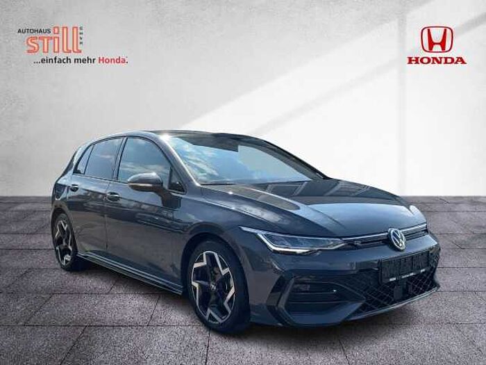 Volkswagen Golf VIII 1.5 TSI R-Line ACC+LED+Klimaautom.