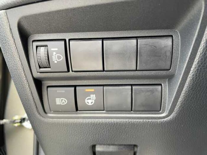 Toyota Yaris 1.5 D Team Deutschland ACC+LED+SHZ+Kam.+LM