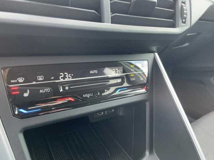 Volkswagen Taigo 1.0 TSI Goal ACC+LED+SHZ+Klimaautom.+LM