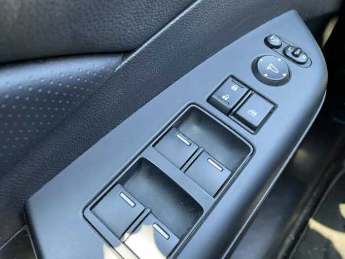 Honda CR-V 2.2 i-DTEC Executive Pano+Navi+SHZ+Klima