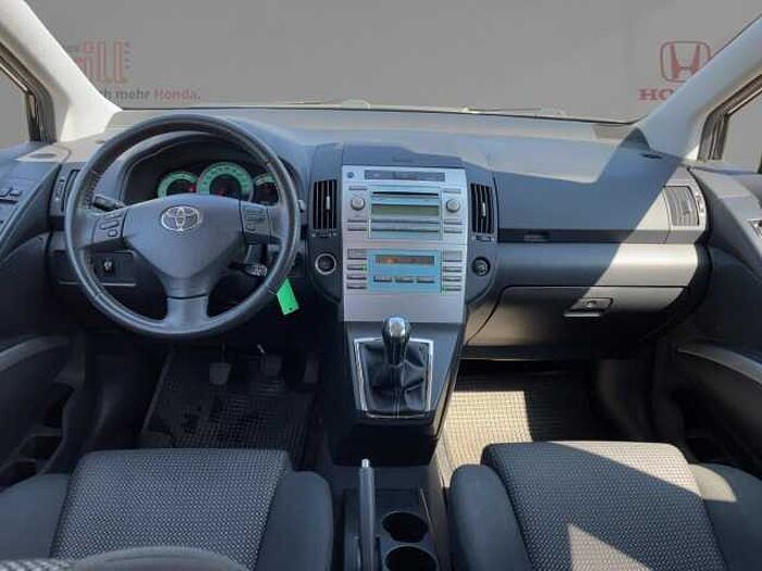Toyota Corolla Verso 2.2 D-CAT Sol 7-Sitzer Klimaautom.