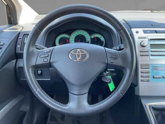 Toyota Corolla Verso 2.2 D-CAT Sol 7-Sitzer Klimaautom.