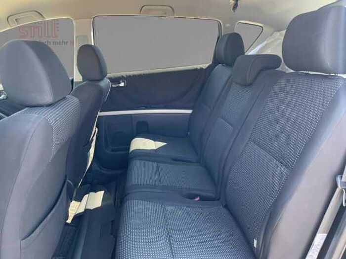 Toyota Corolla Verso 2.2 D-CAT Sol 7-Sitzer Klimaautom.