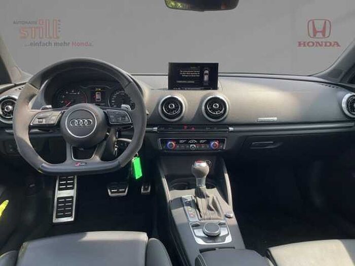 Audi RS 3 Sportback 2.5 quattro TFSI LED+Navi+SHZ+LM RS3