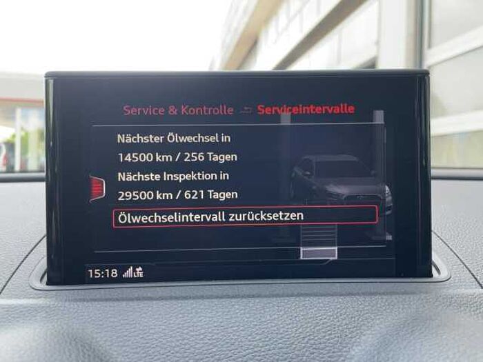 Audi RS 3 Sportback 2.5 quattro TFSI LED+Navi+SHZ+LM RS3