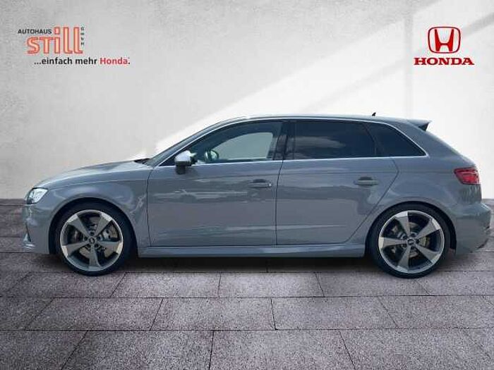 Audi RS 3 Sportback 2.5 quattro TFSI LED+Navi+SHZ+LM RS3