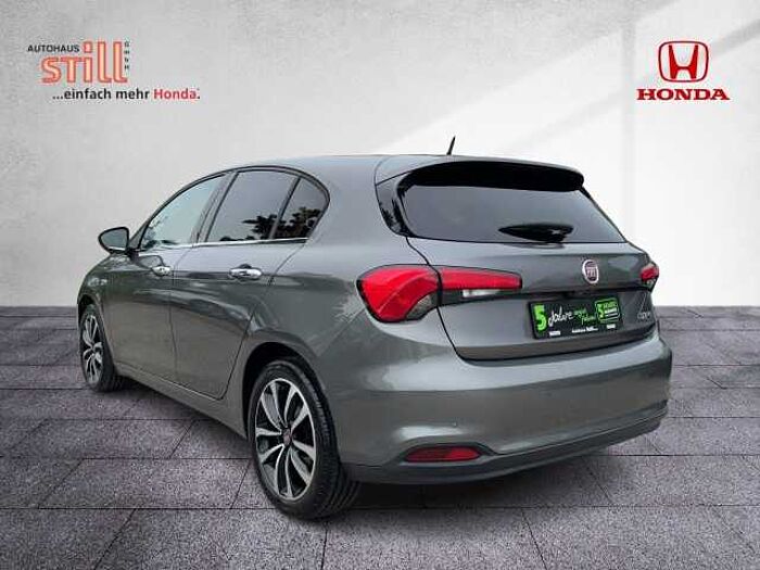 Fiat Tipo Hatchback 1.4 T-Jet Lounge Navi+SHZ+Kam.+LM
