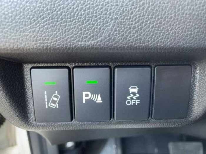 Honda Jazz 1.5 i-VTEC Dynamic Automatik LED+SHZ+LM
