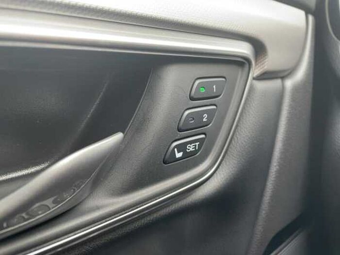 Honda CR-V 2.0 i-MMD Executive Hybrid 4WD ACC+LED+Navi