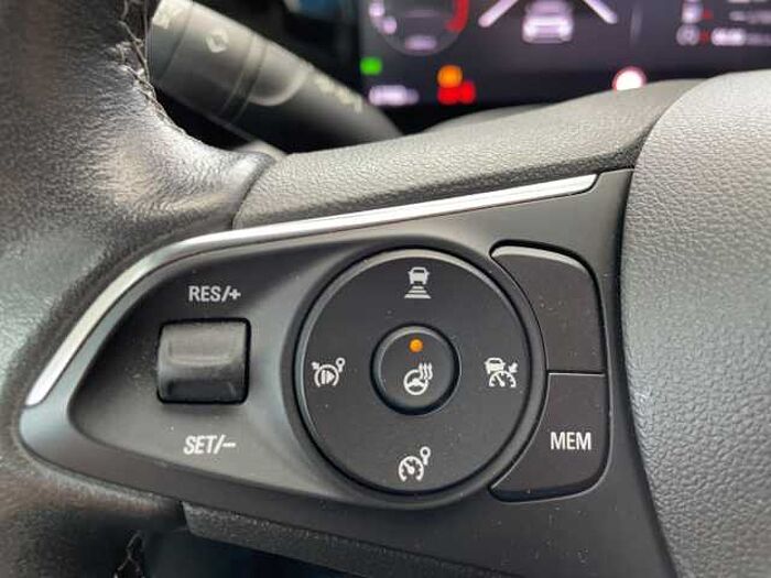 Opel Mokka 1.2 Turbo Elegance ACC+LED+Navi+SHZ+Kam.