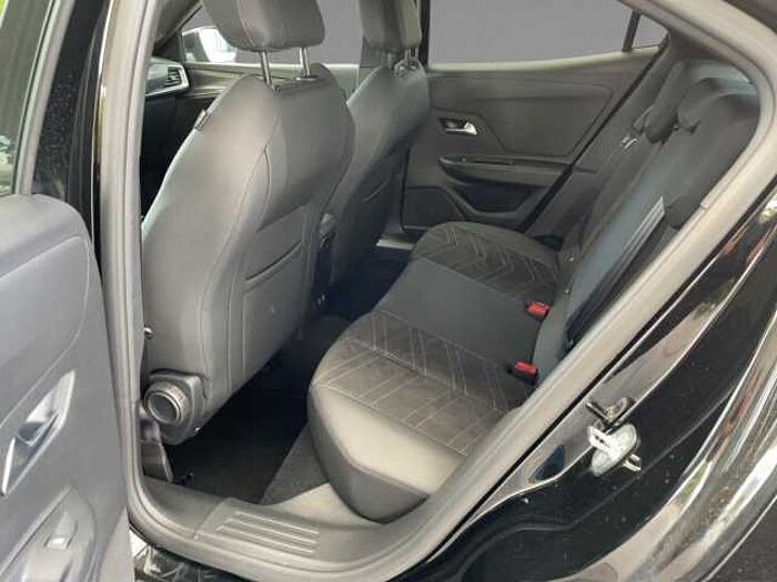 Opel Mokka 1.2 Turbo Ultimate Alcantara+LED+Navi+SHZ