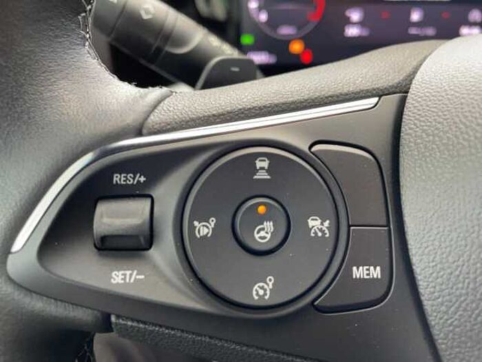 Opel Mokka 1.2 Turbo Ultimate Alcantara+LED+Navi+SHZ