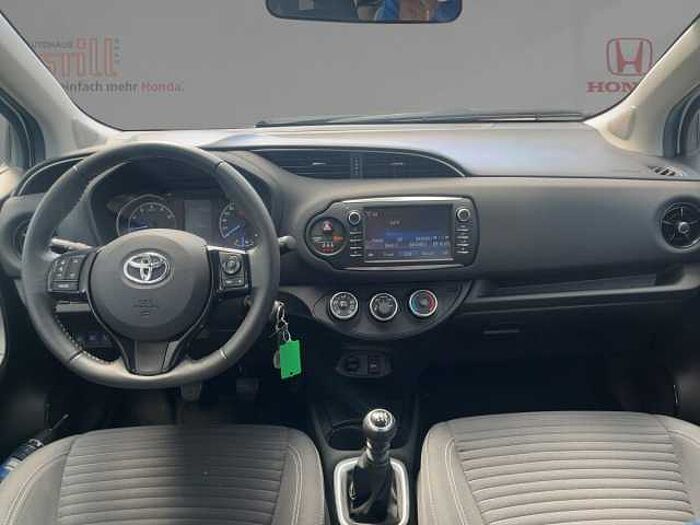 Toyota Yaris 1.5 Comfort Navi+Fernlichtass.+Kam.+SpurH