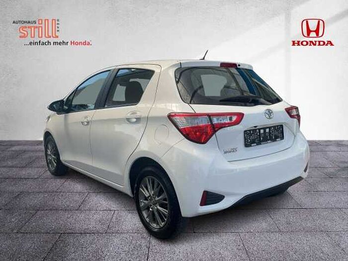 Toyota Yaris 1.5 Comfort Navi+Fernlichtass.+Kam.+SpurH