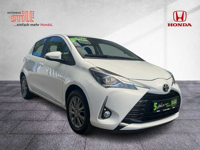 Toyota Yaris 1.5 Comfort Navi+Fernlichtass.+Kam.+SpurH
