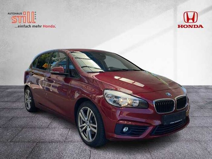 BMW 218i Active Tourer Sport Line AHK+Navi+SHZ+ M+S 218
