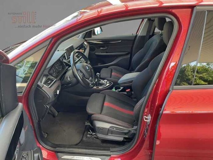 BMW 218i Active Tourer Sport Line AHK+Navi+SHZ+ M+S 218