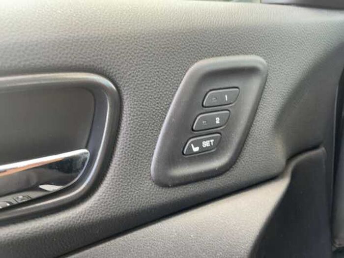 Honda CR-V 2.0 i-VTEC Executive ACC+Navi+Pano+SD+SHZ