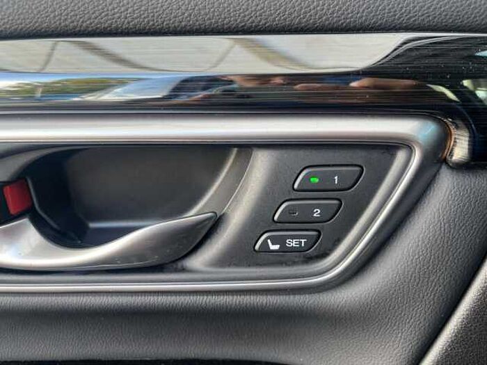 Honda CR-V T 1.5 Turbo VTEC Exe. AHK+ACC+LED+Navi+Pano Executive