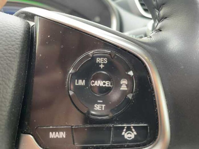 Honda CR-V 2.0 i Hybrid Elegance 4WD Navi+SHZ+Kamera i-MMD