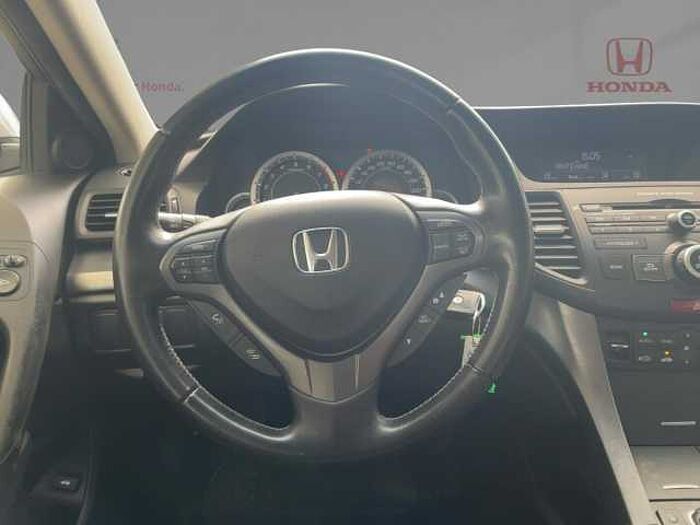 Honda Accord 2.0 Elegance 50 J. Edt. AHK+SHZ+KlimaA+PDC