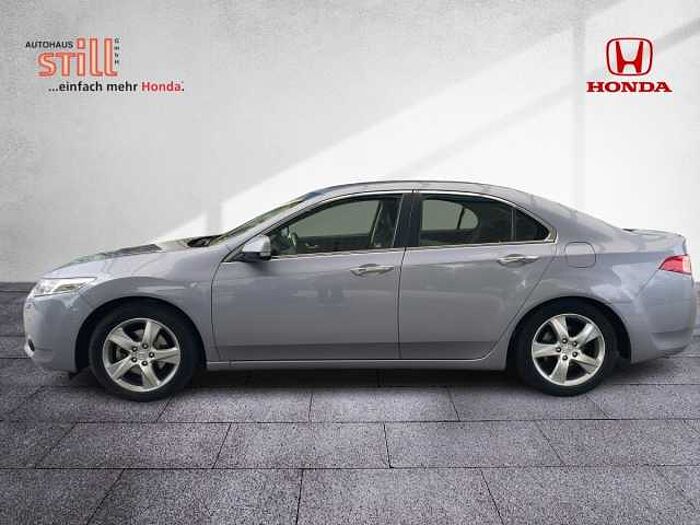 Honda Accord 2.0 Elegance 50 J. Edt. AHK+SHZ+KlimaA+PDC