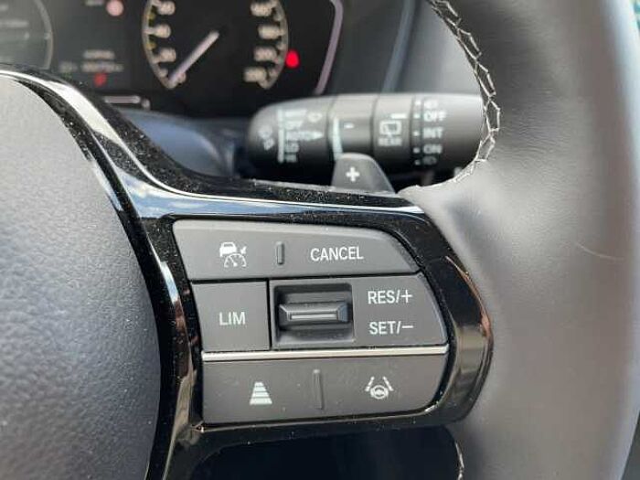 Honda Civic 2.0 i-MMD e: HEV Elegance ACC+LED+Navi+SHZ